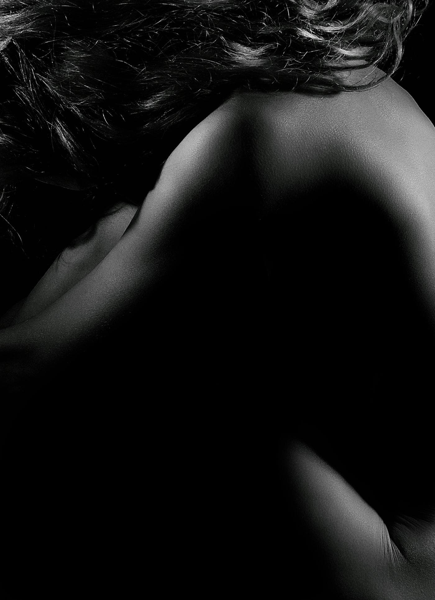 Elegant body silhouette in natural light